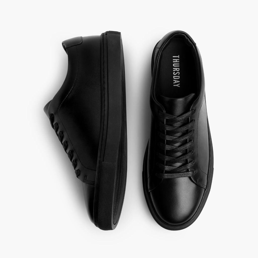 Encore Jet Black Leather Sneakers - Contrafuerte de talón reforzado y doble costura de precisión