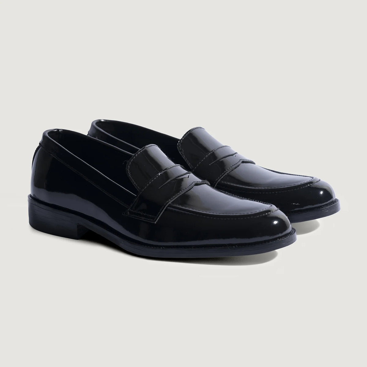 Baxton Negro Patent Mocasines de cuero para Hombre For Men in Patent Black Full-Grain Leather - Vista de perfil | Comprar online