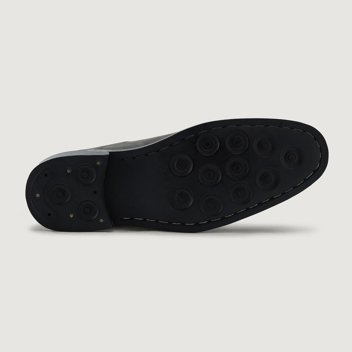 Clarkson Chelsea Gris Nubuck Botas de cuero - StudGuard para Hombre - Contrafuerte de talón reforzado y doble costura de precisión
