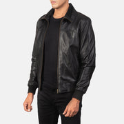 Black Sheepskin Leather Bomber Jacket - Vista trasera con ajuste entallado en hombros y bajo impecable