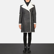 Women's Amie Black Double Breasted Shearling Coat in Black Sheepskin Snuffed - Vista frontal y silueta a medida | Comprar online