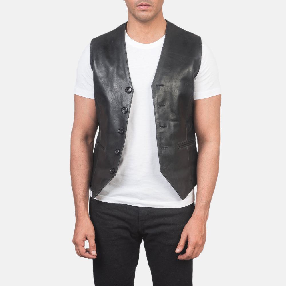 Men's Auden Negro Chaleco de Cuero para Hombre in Black Cowhide Leather - Vista frontal y silueta a medida | Comprar online