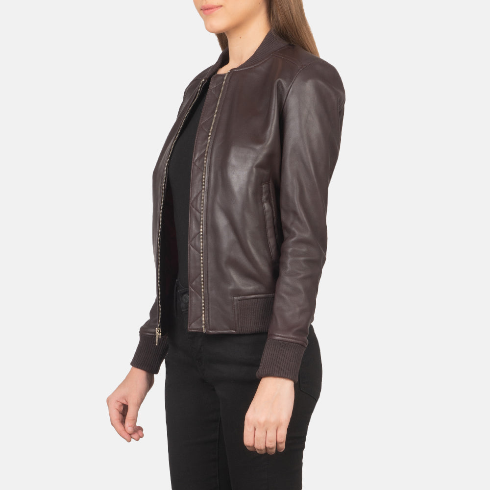 Maroon Sheepskin Leather Bomber Jacket - Vista trasera con ajuste entallado en hombros y bajo impecable