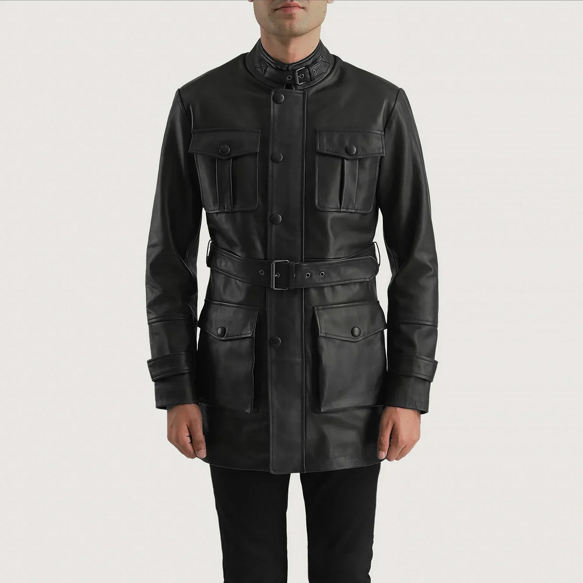Detalle de cerca of High neck with Belt &amp; Snap button Hardware on Dolf Negro Chaqueta de Cuero para Hombre