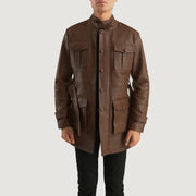 
Dolf Marrón Chaqueta de Cuero para Hombre - Vista lateral mostrando el corte ergonómico de mangas