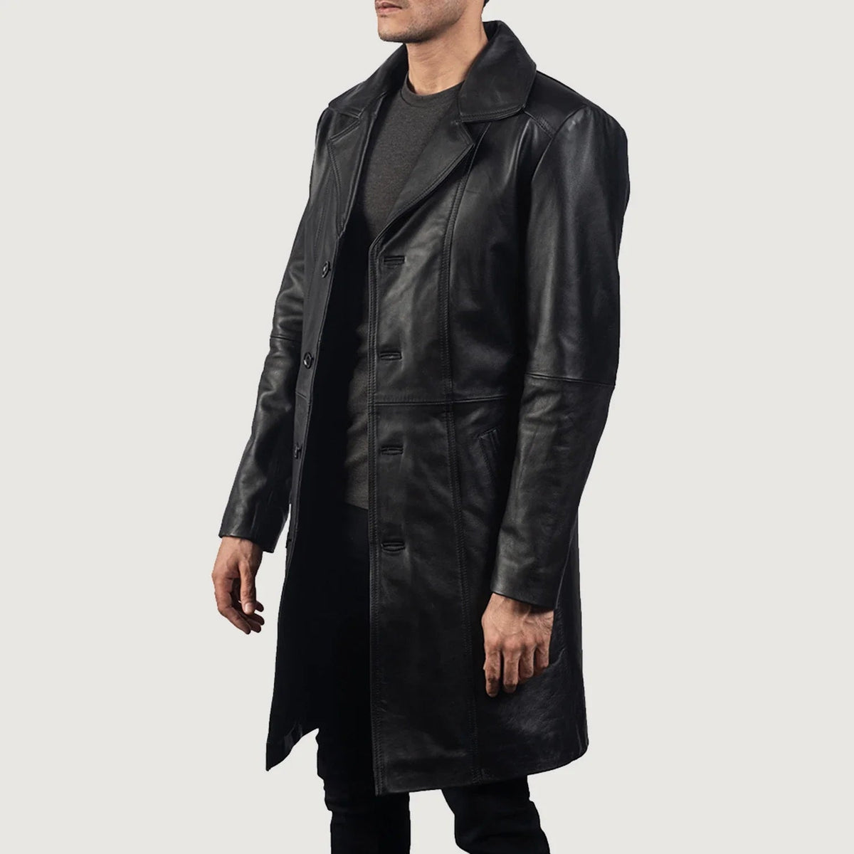 Black Cowhide leather Coat - Vista trasera con ajuste entallado en hombros y bajo impecable