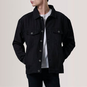 
Eddie Negro Oversized Denim Trucker Chaqueta de Cuero para Hombre For Men en cuero vacuno negro auténtico - Vista frontal y silueta entallada | Comprar online