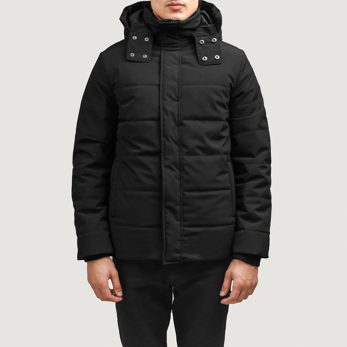 Exton Negro Hooded Down Puffer Chaqueta de Cuero para Hombre in Black Full-Grain Leather - Vista frontal y silueta a medida | Comprar online