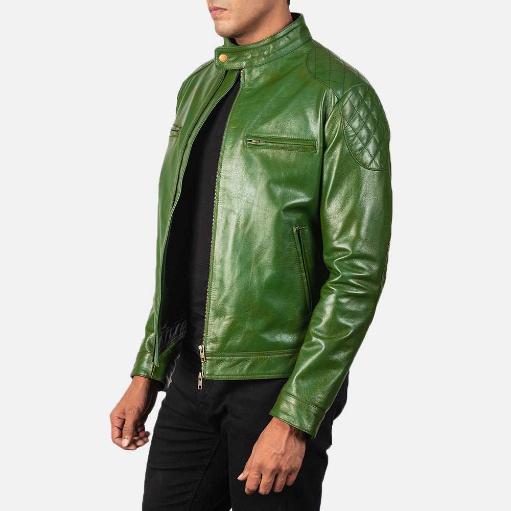 Green Sheepskin Burnishing Biker Jacket - Vista trasera con ajuste entallado en hombros y bajo impecable
