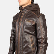 
Vista interior Showing Quilted Polyester Lining & Dos bolsillos interiores de utilidad