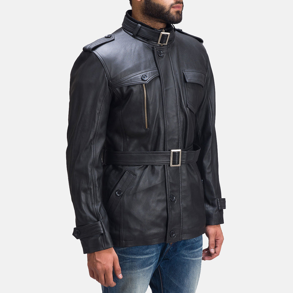 Black Sheepskin leather Coat - Vista trasera con ajuste entallado en hombros y bajo impecable