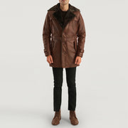 
Vista de detalle of Notch & Button Hardware on Hunter Marrón Envejecido Fur Abrigo de Cuero para Hombre
