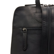 Vista interior Showing Dedicated Padded Laptop Sleeve &amp; Multi-Compartment Organization