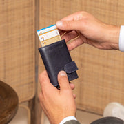 Mannheim Full-Grain Leather Card Holder para Mujer – Vista alternativa del producto 2