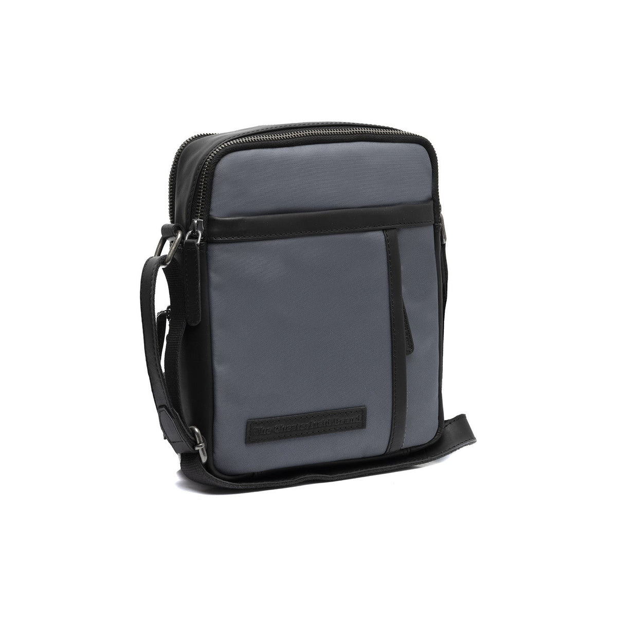 Arendal Full-Grain Leather Crossbody Bag para Hombre in Classic 100% Full-Grain Leather - Full Exterior Front Profile View | Comprar online