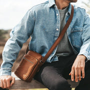Birmingham Full-Grain Leather Crossbody Bag para Hombre – Vista alternativa del producto 3