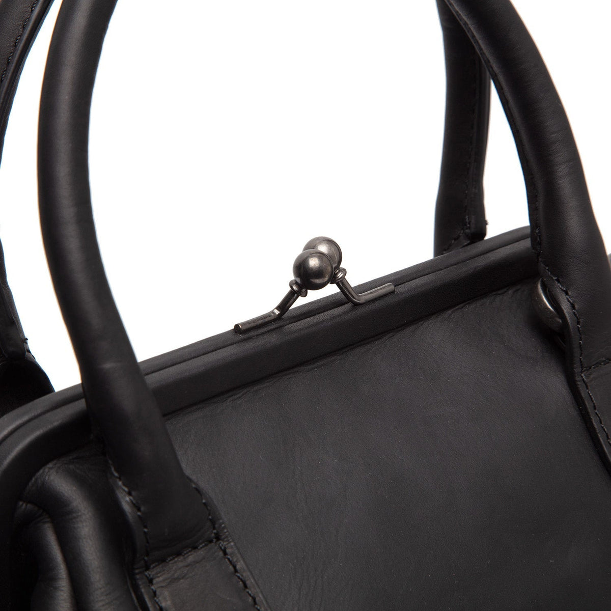 
Classic 100% Full-Grain leather Goods - Vista posterior con hombros definidos y bajo impecable
