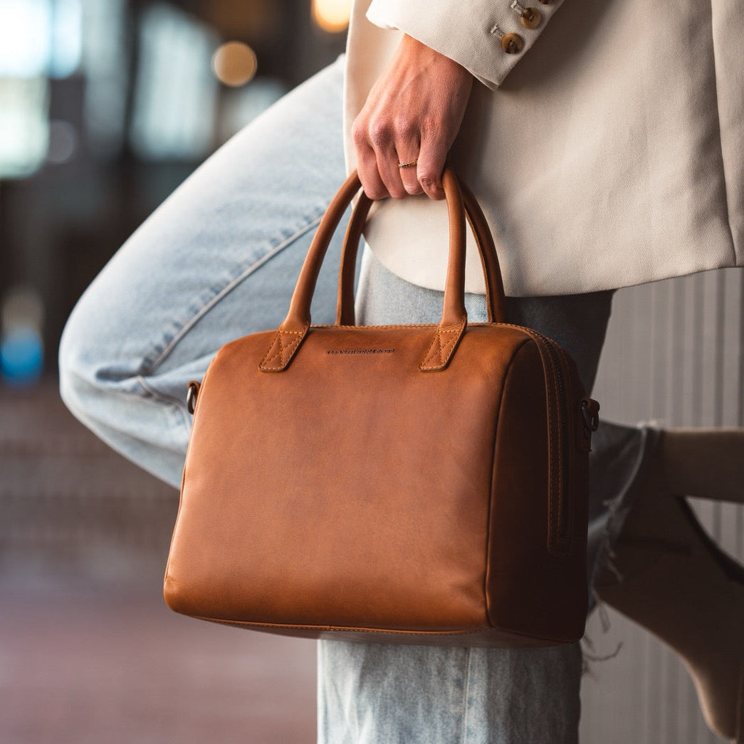 Langton Full-Grain Leather Handbag para Mujer – Vista alternativa del producto 2