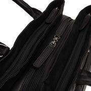 
Passau Bolso de mano de cuero flor - Vista lateral mostrando el corte ergonómico de mangas