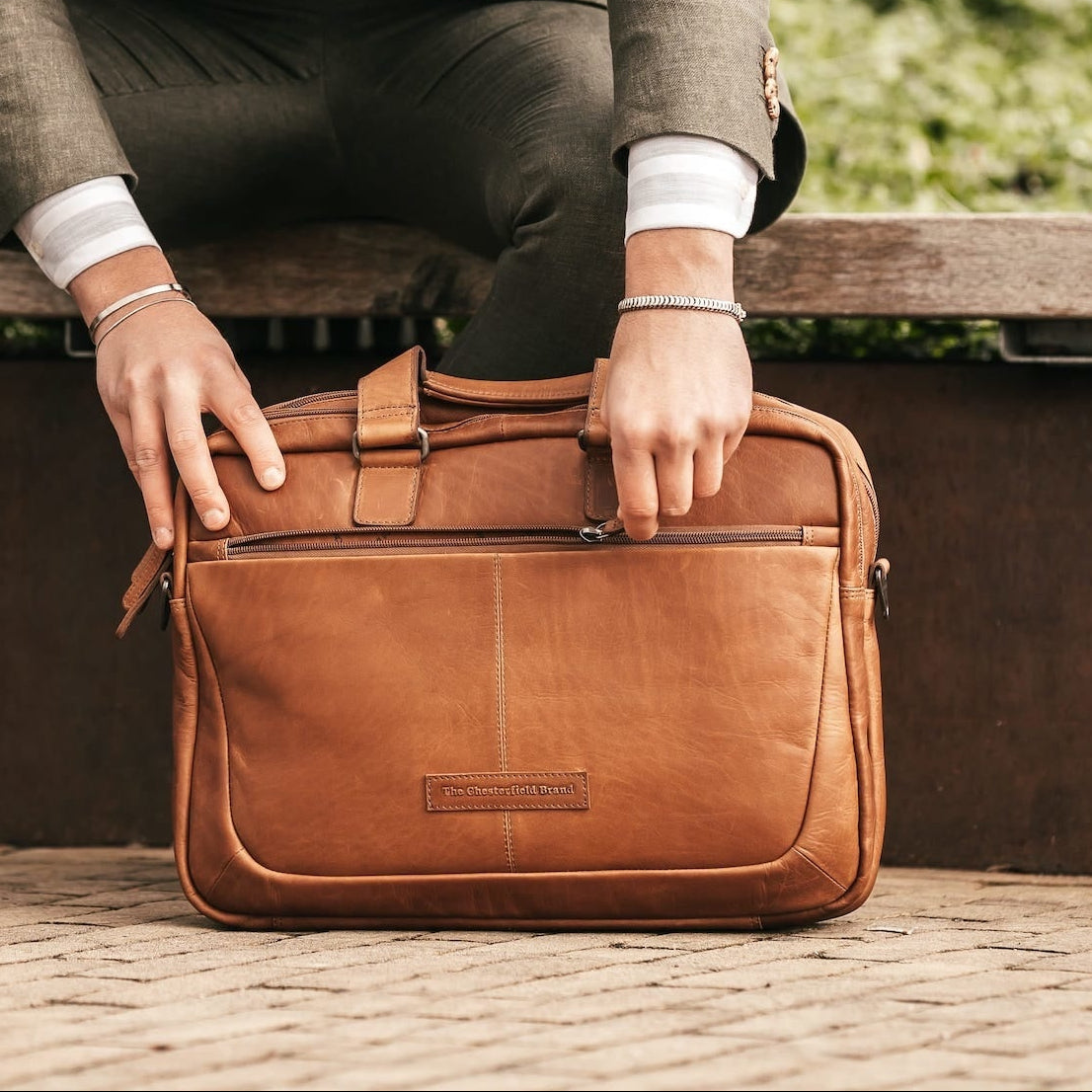 Seth Full-Grain Leather Laptop Bag para Hombre – Vista alternativa del producto 2