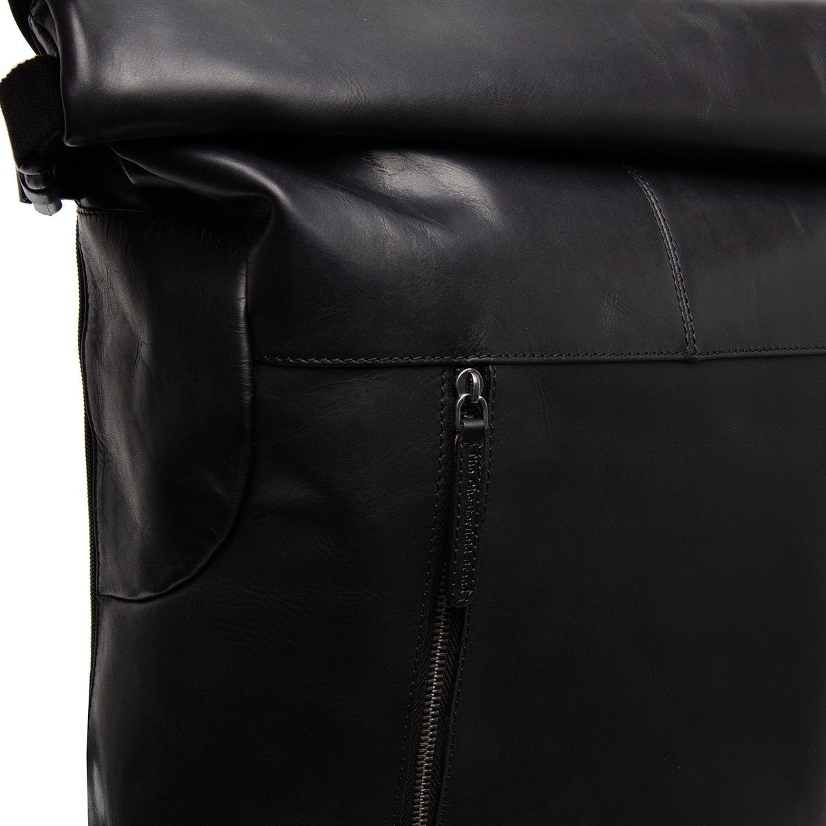 Liverpool Full-Grain Leather Roll-top Backpack para Mujer - Structured Side Profile Showing Gusset Depth &amp; Expansion Capacity