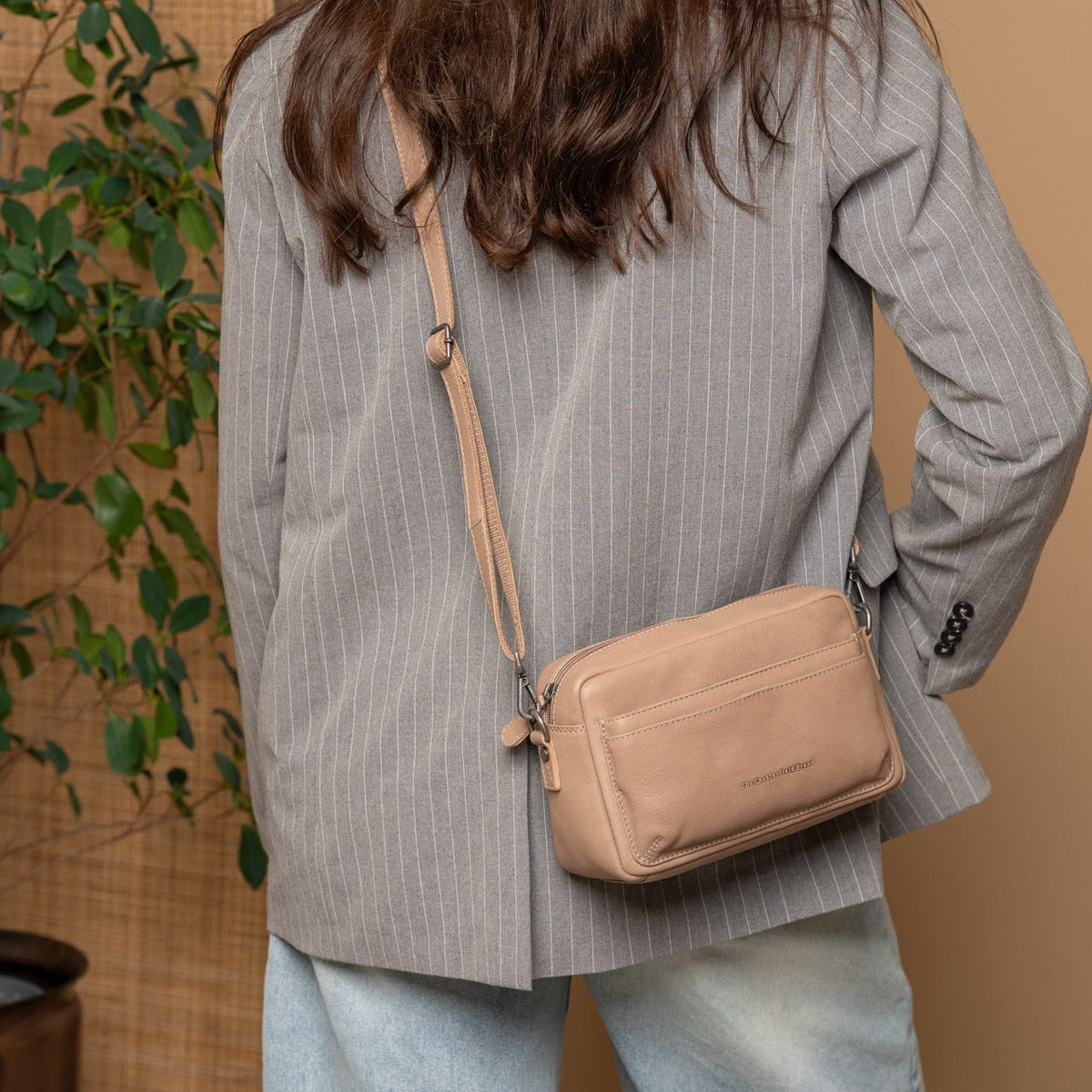 Liora Full-Grain Leather Shoulder Bag para Mujer – Vista alternativa del producto 2