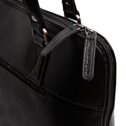 Vista interior Showing Dedicated Padded Laptop Sleeve &amp; Multi-Compartment Organization