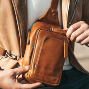 Leather Sling Bag Riga para Mujer – Vista alternativa del producto 3