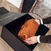 Vince Full-Grain Leather Toiletry Bag para Mujer – Vista alternativa del producto 2