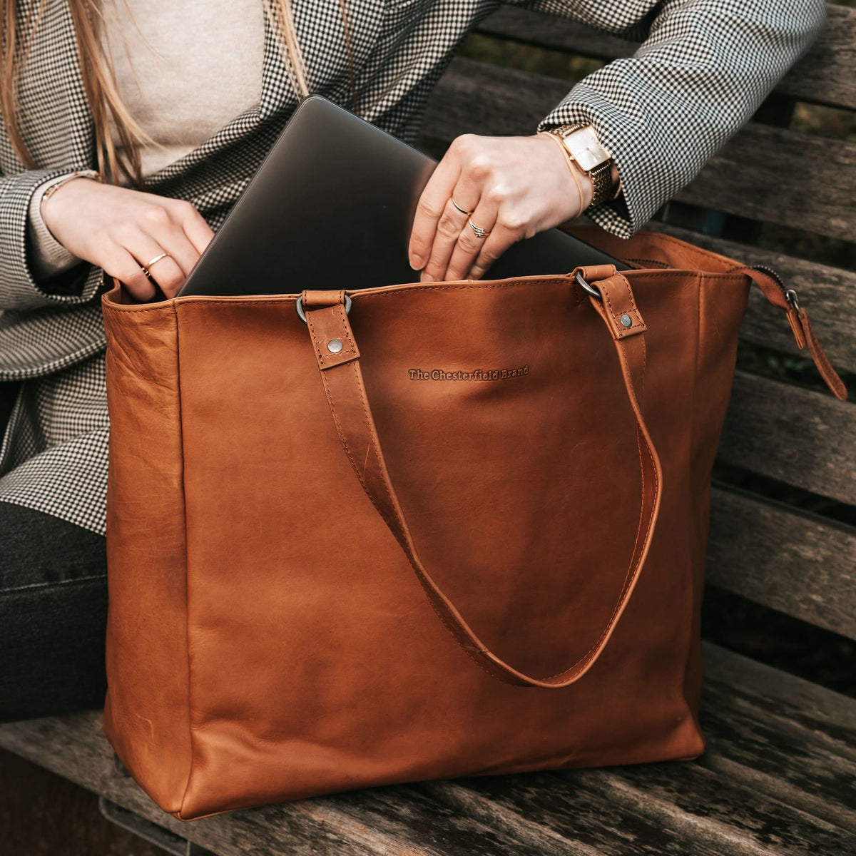 Berlin Full-Grain Leather Tote Bag para Mujer – Vista alternativa del producto 2