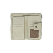 Solid Antique Brass Hardware &amp; Heavy-Duty Dual Zipper Detail on Fresno Full-Grain Cartera de Cuero para Mujer