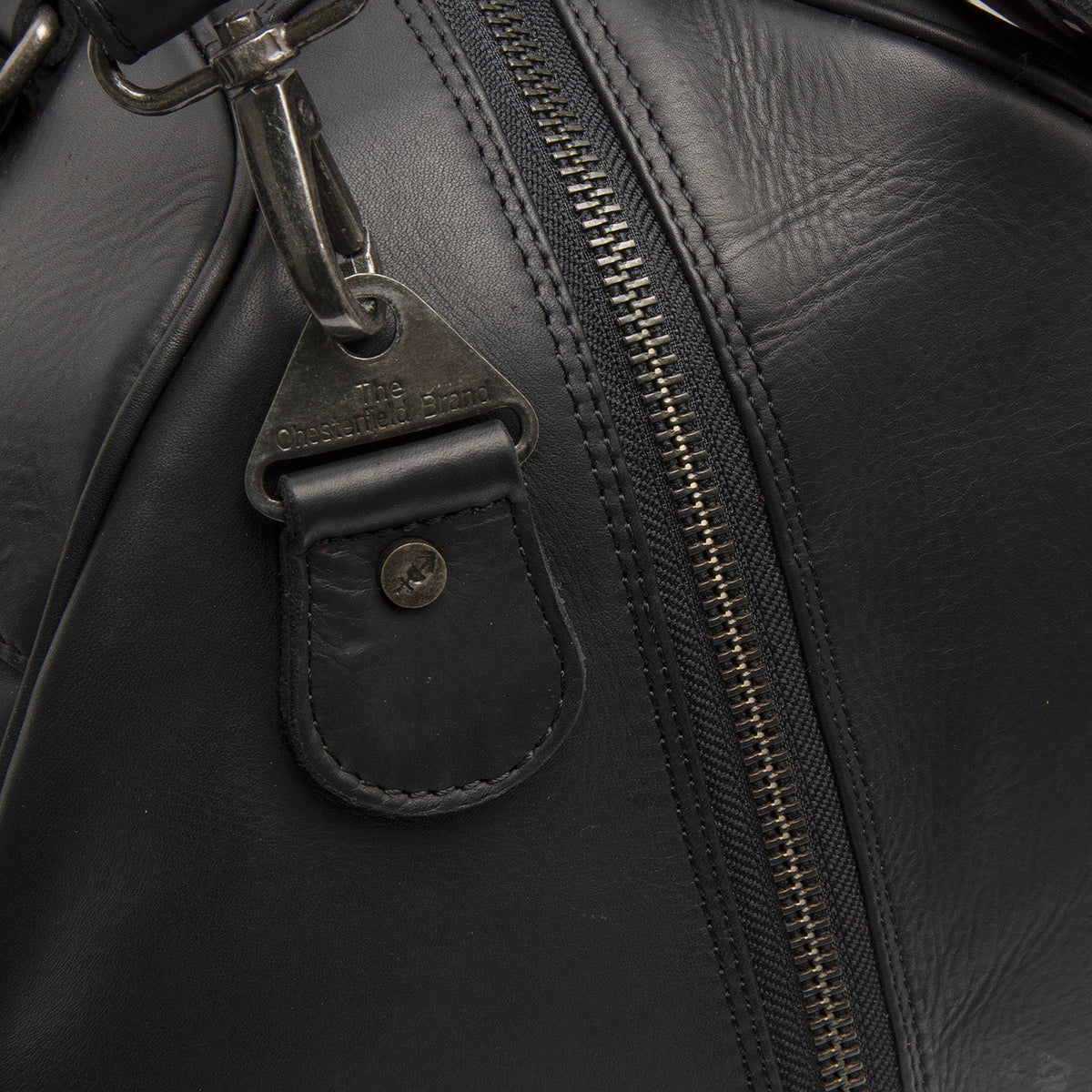 Volenza Full-Grain Leather Weekender Bag para Mujer - Structured Side Profile Showing Gusset Depth &amp; Expansion Capacity
