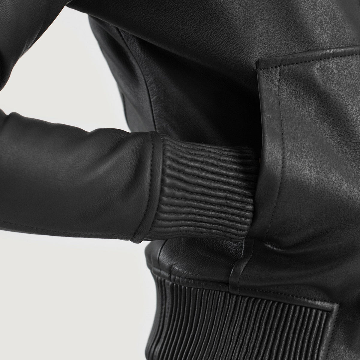 Luna Hooded Cazadora Bomber de Cuero para Mujer – Vista alternativa del producto 6