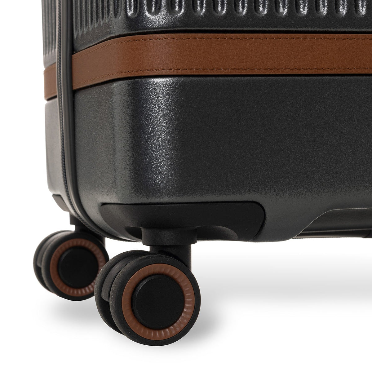 Urban Graphite Medium Suitcase Zuna para Mujer, detail view 1