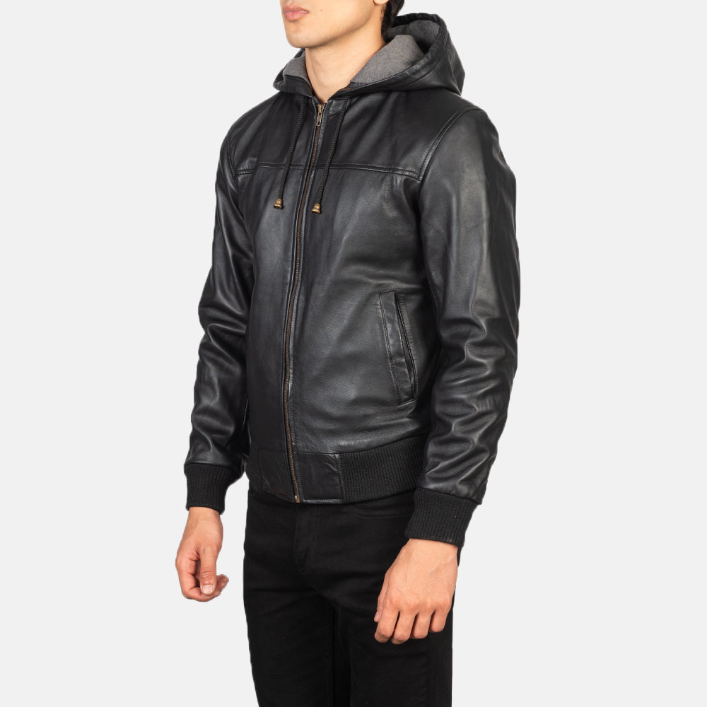 Black Sheepskin Leather Hooded Jacket - Vista trasera con ajuste entallado en hombros y bajo impecable