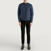 Detalle de cerca of Snap Button Band &amp; Zipper Hardware on Men's Nyle Acolchado Windbreaker Chaqueta de Cuero para Hombre