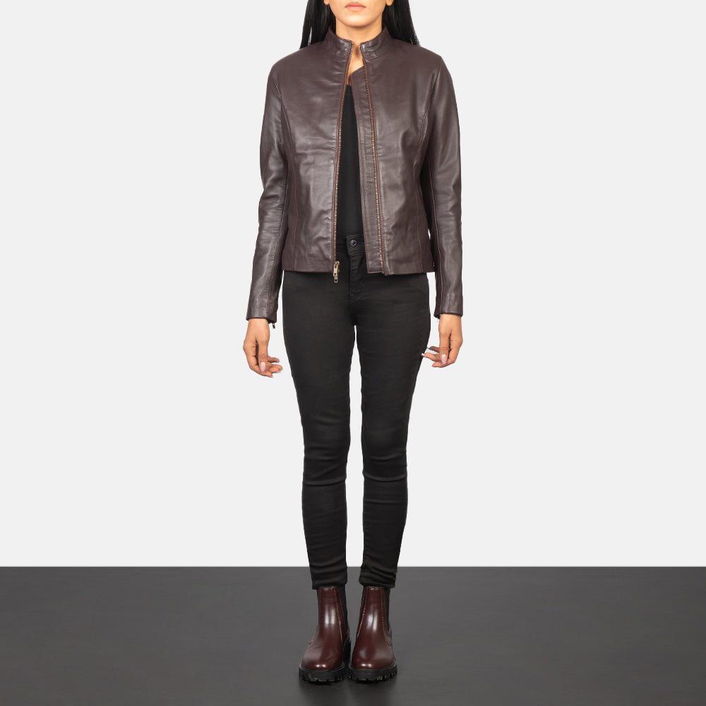 Women's Rumella Maroon Leather Biker Jacket - Vista de perfil lateral con corte ergonómico de manga