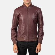 
Vista de detalle of Varsity & Zipper Hardware on Shane Granate Chaqueta Bomber de Cuero para Hombre