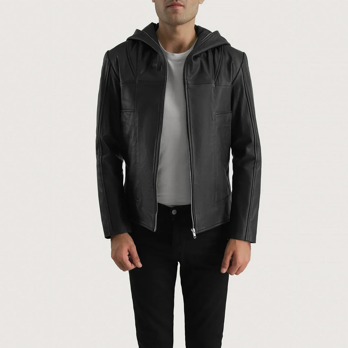
Spratt Negro Hooded Chaqueta de Cuero para Hombre in Black Goatskin Leather - Vista frontal y silueta entallada | Comprar online