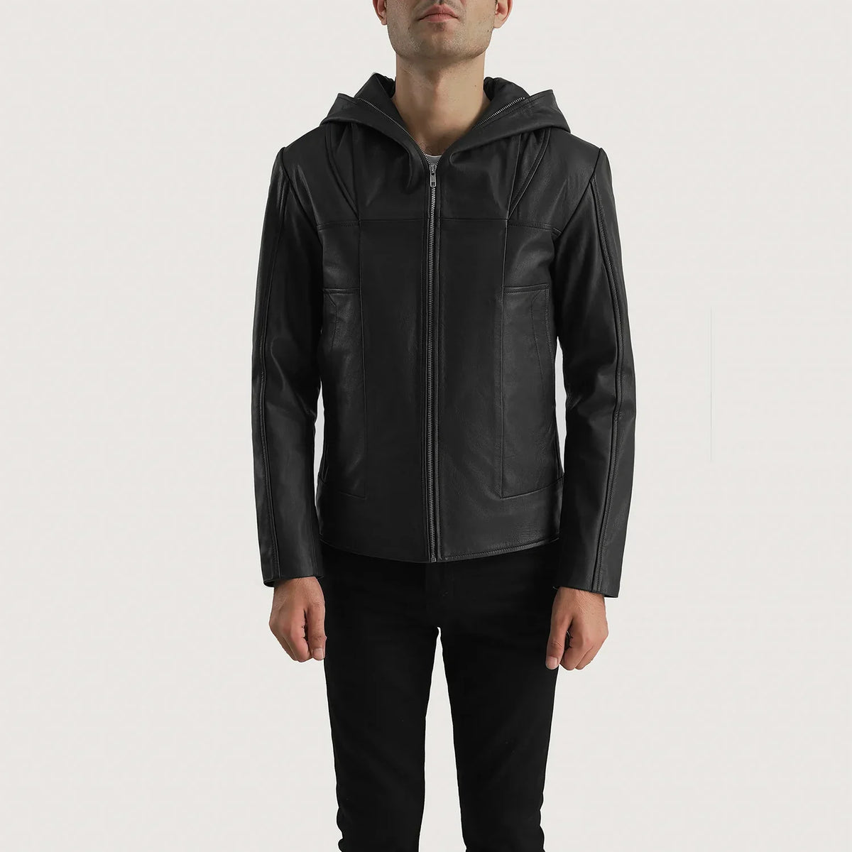 
Black Goatskin Leather Hooded Jacket - Vista posterior con hombros definidos y bajo impecable
