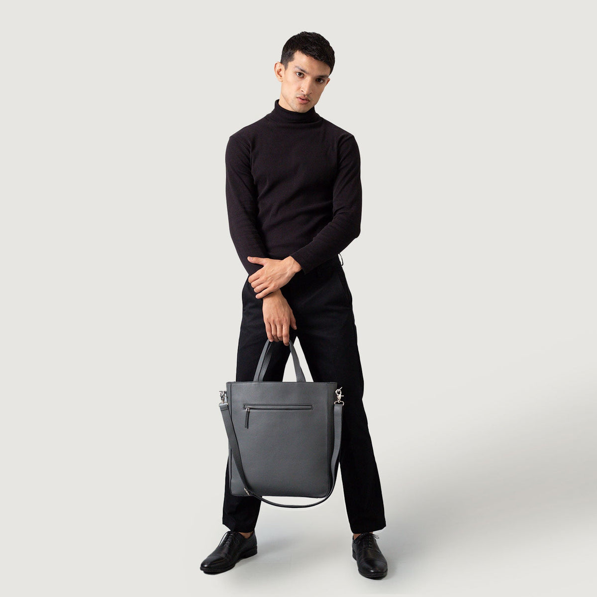 
The Poet Bolso tote de cuero – alternate product view 2