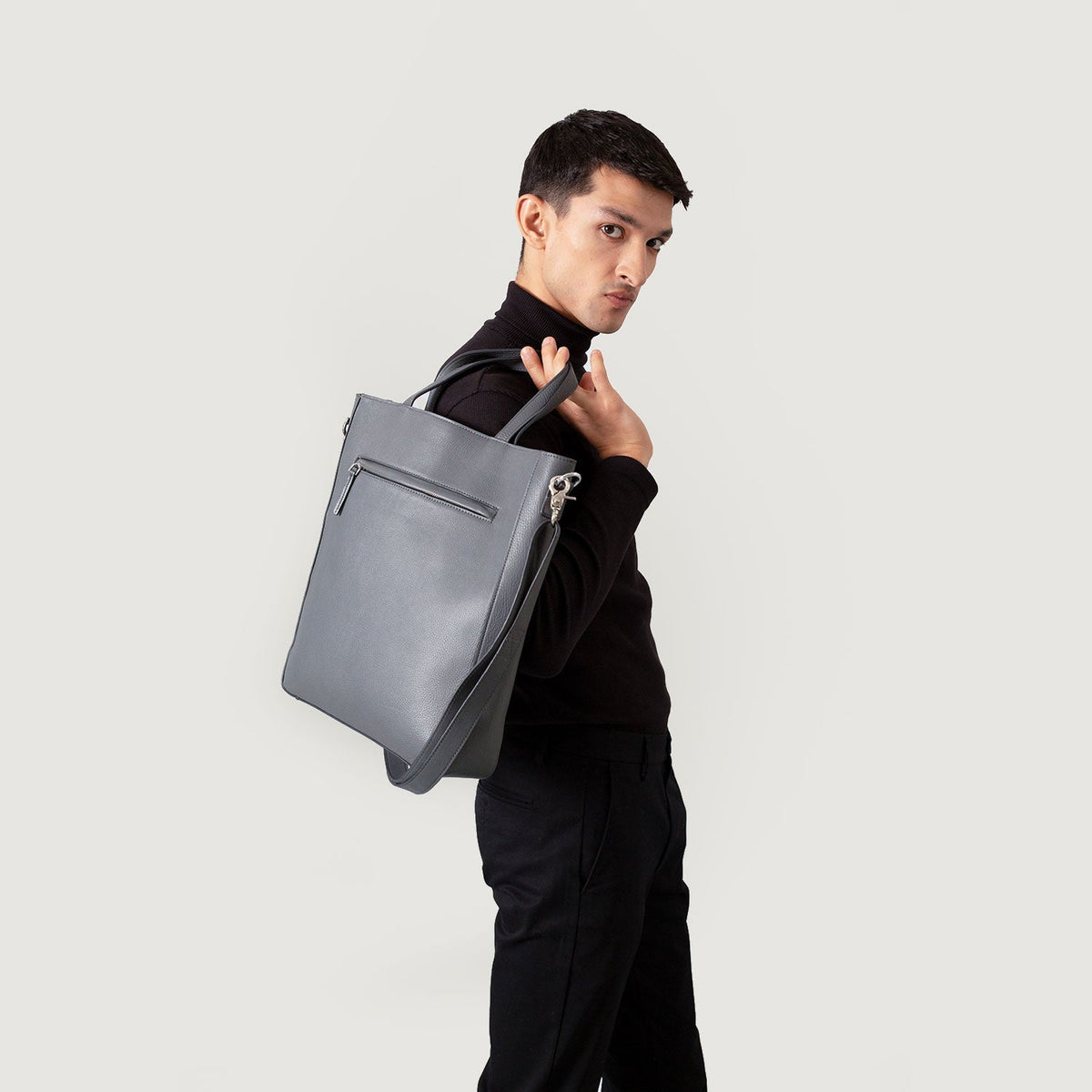 
The Poet Bolso tote de cuero – alternate product view 5