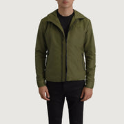 
Wesley Verde Hooded Windbreaker Chaqueta de Cuero para Hombre in Green Full-Grain Leather - Vista frontal y silueta entallada | Comprar online