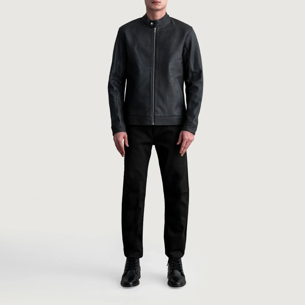 Detalle de cerca of Snap Button &amp; Zipper Hardware on Zen Tumbled Negro Chaqueta Biker de Cuero para Hombre
